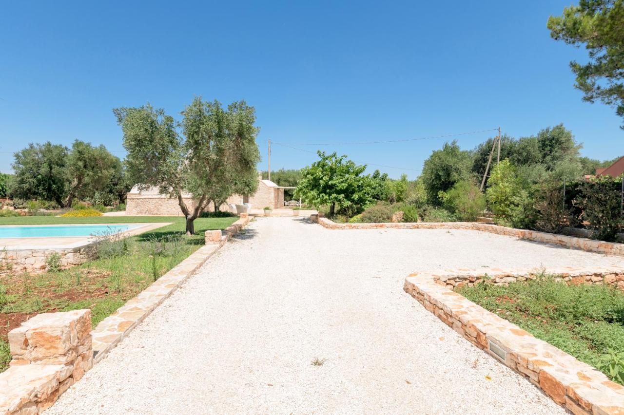 Trullo Zese Con Piscina Privata San Michele Salentino Exterior foto
