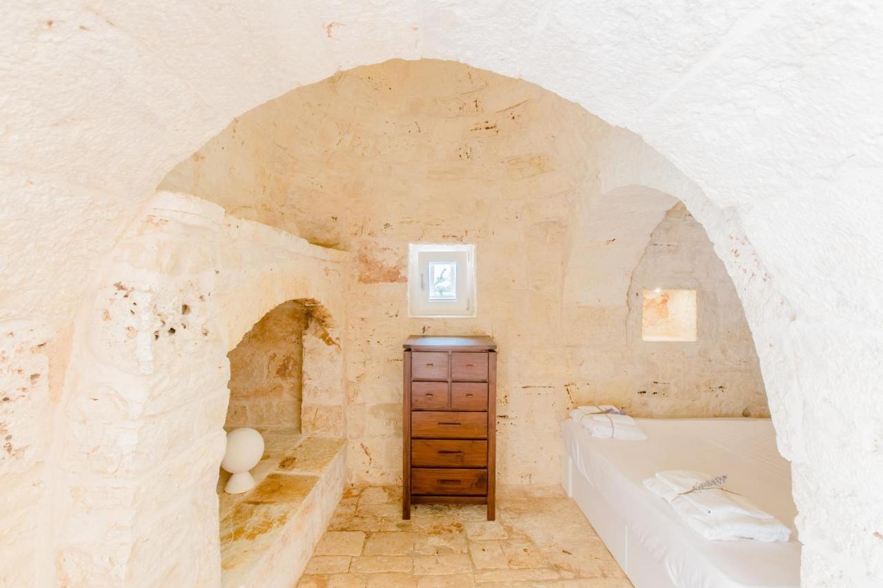 Trullo Zese Con Piscina Privata San Michele Salentino Exterior foto